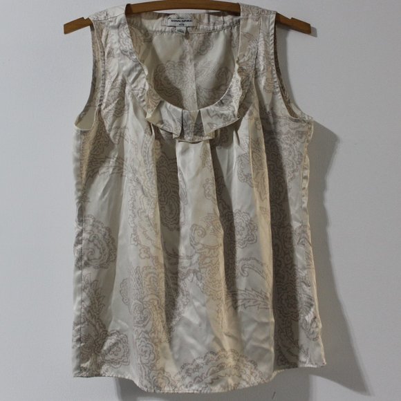 🚨 Banana Republic Lavender Paisley Satin Blouse Size PS - Picture 1 of 6